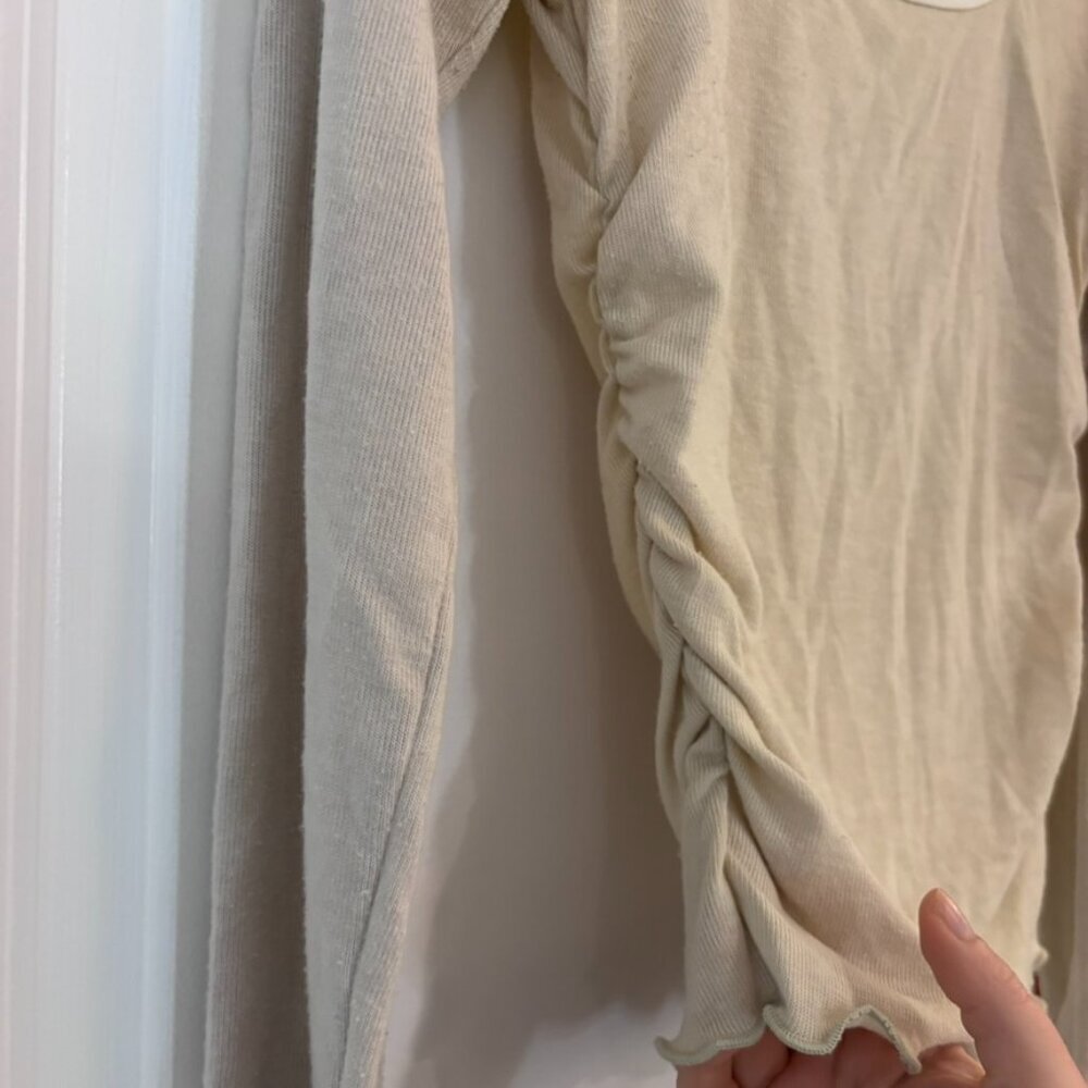 Lush Side Cinched Long Sleeve Top - Picture 4 of 8
